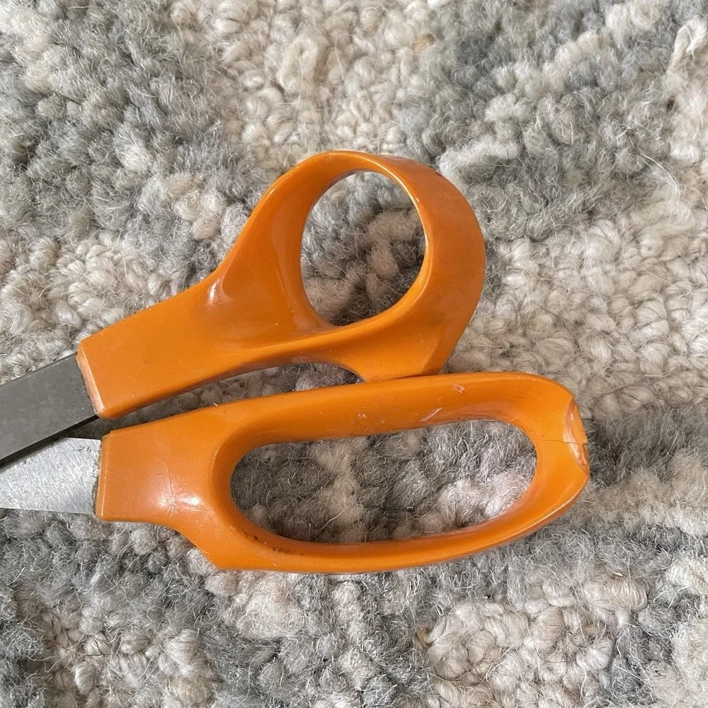 Vintage FISKARS 77 Stainless Steel Scissor Sewing Craft USA 8.5 in Orange Handle